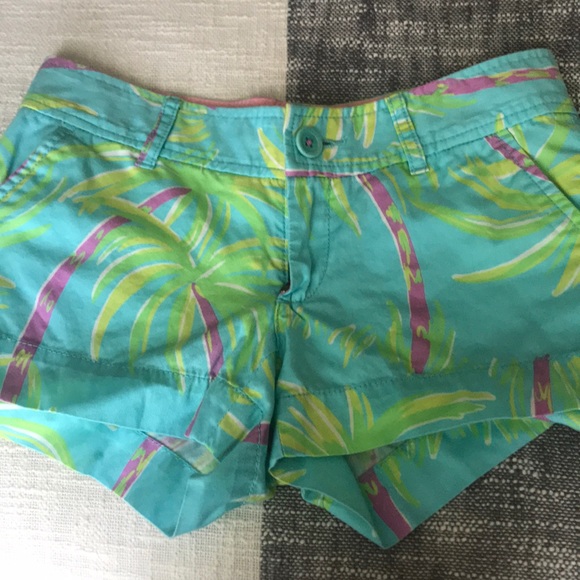 Lilly Pulitzer Pants - Lilly Pulizter Walsh Shorts